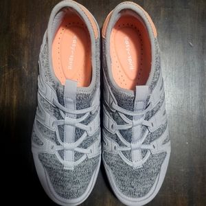 Easy Spirit shoes size 7m womens. Pretty much new.